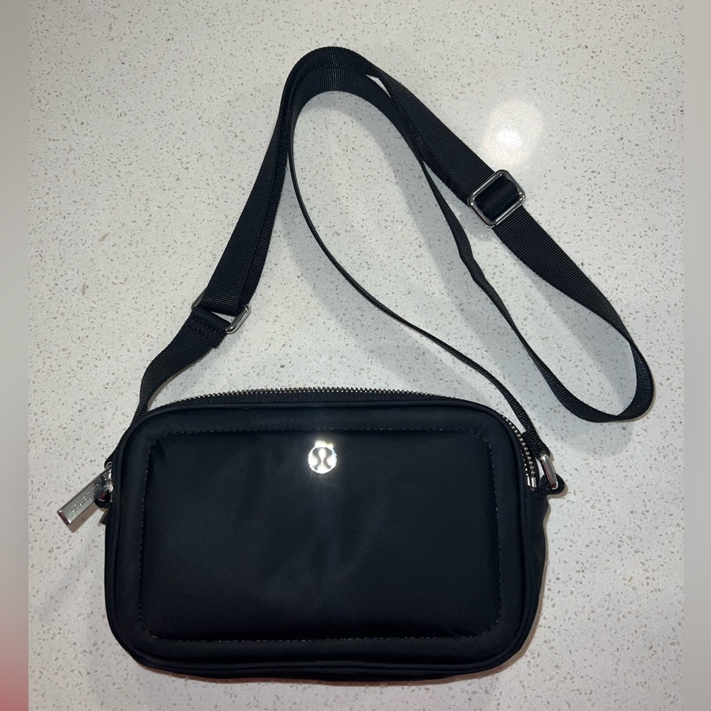 Lululemon Black Crossbody Bag- Brand New!